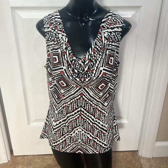 (2) Calvin Klein Sleeveless Blouses Woman Size Small White and Black abstract - Picture 7 of 8